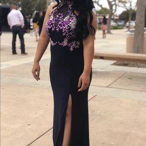 Embroidery flower dress up